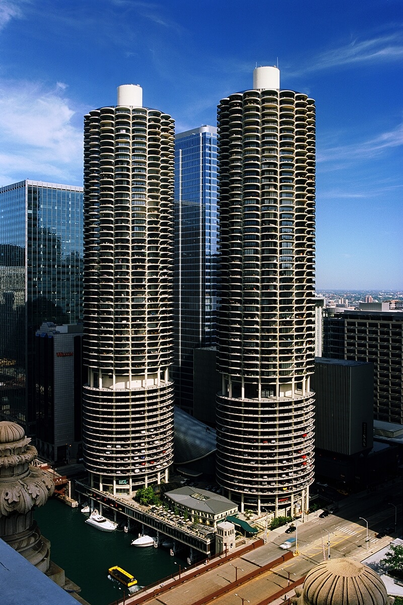 Marina City - Chicago, proj. Bertrand Goldberg, 1968