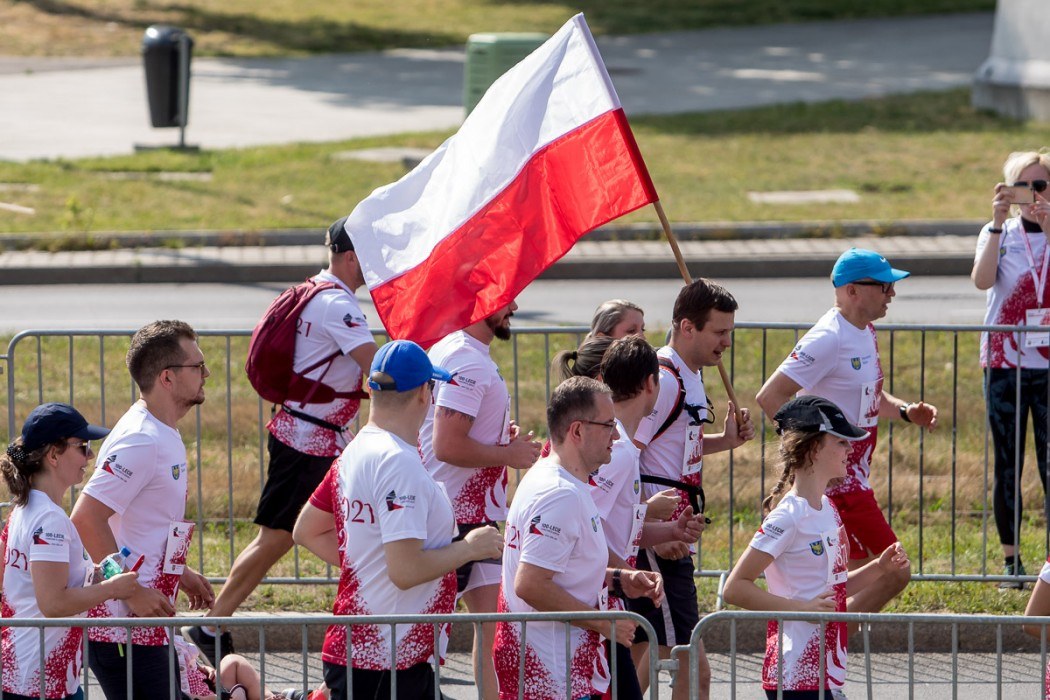 Bieg Flagi 2023 wystartował spod Pomnika Powstańców Śląskich w Katowicach