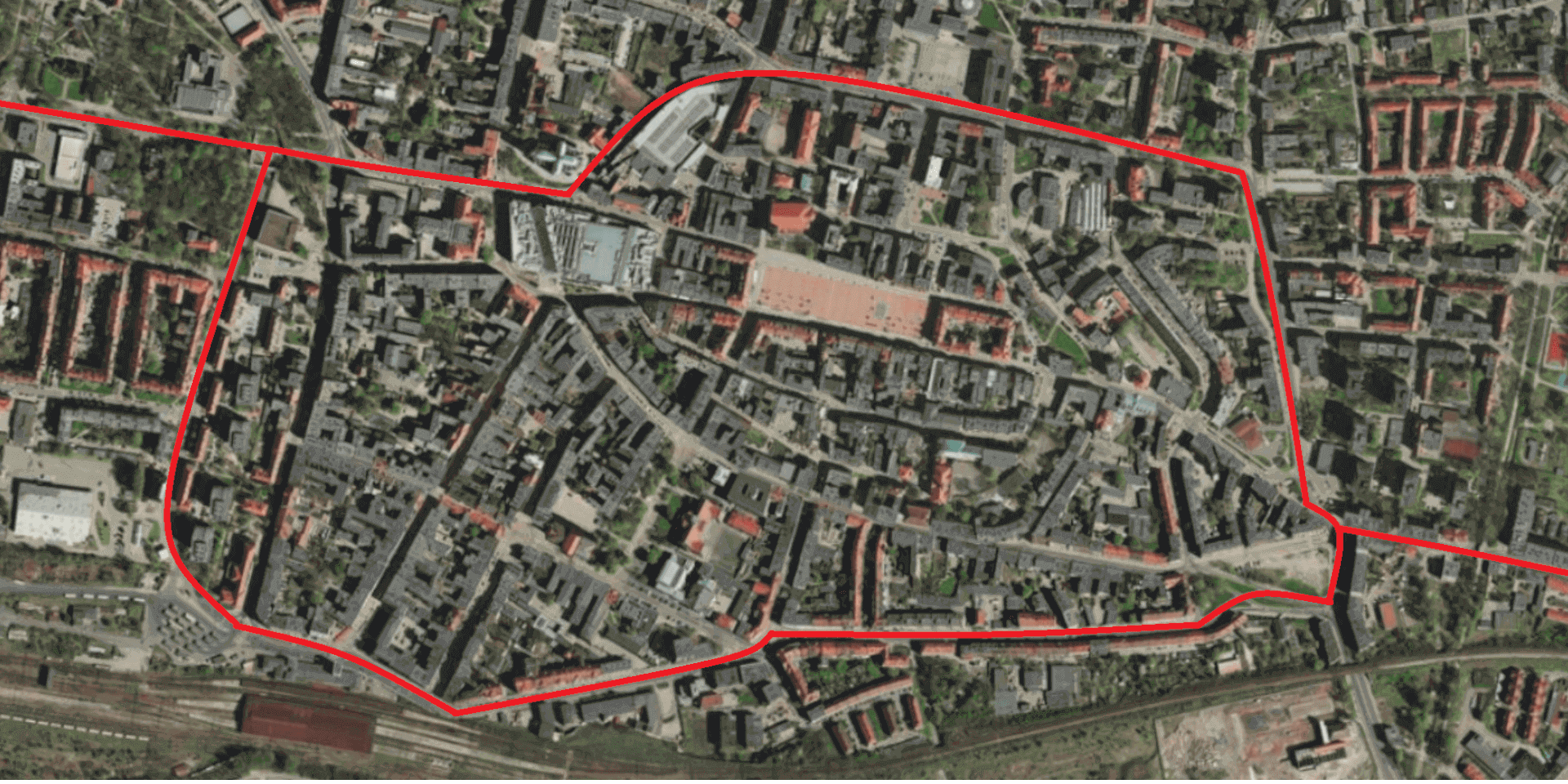 Centrum Bytomia to tak naprawdę pas rozdzielający dwie jezdnie DK94