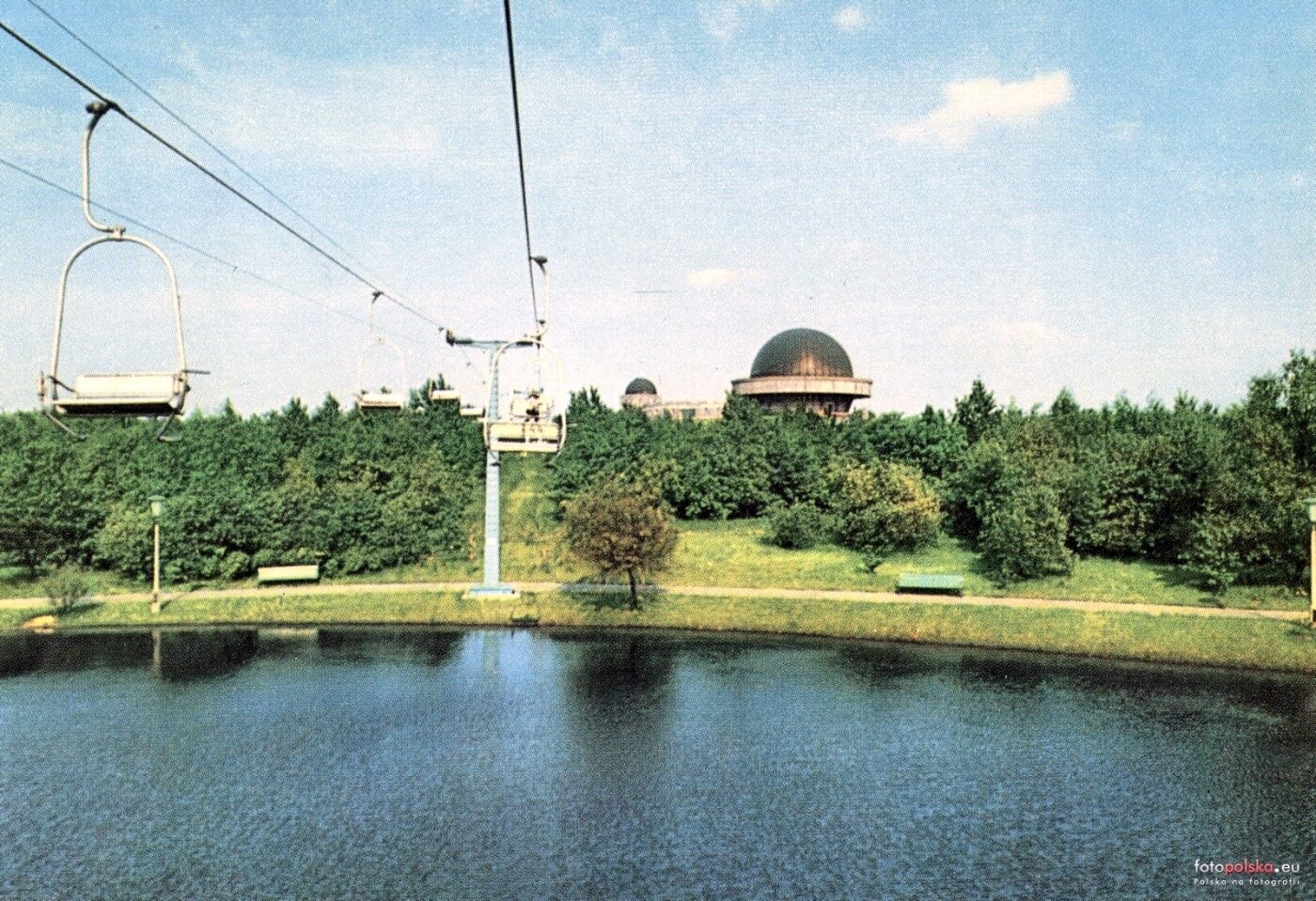 Elka W tle Planetarium Śląskie