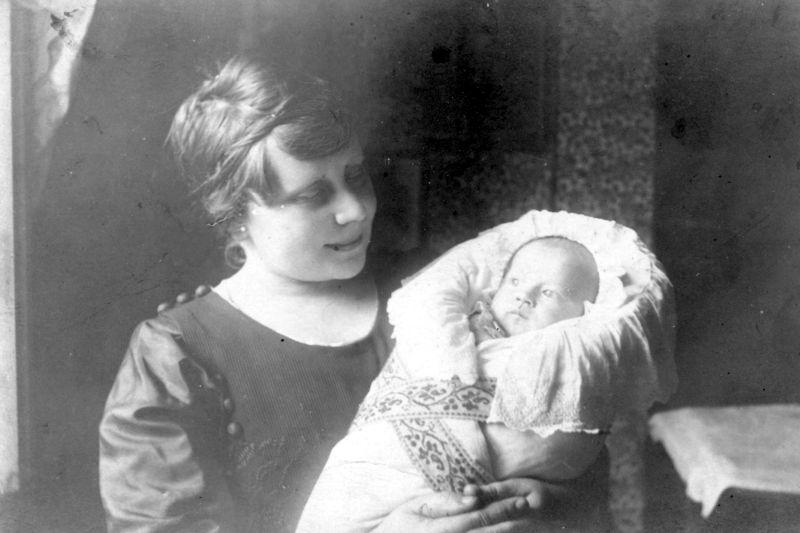 Helena Scharf z córką Miną