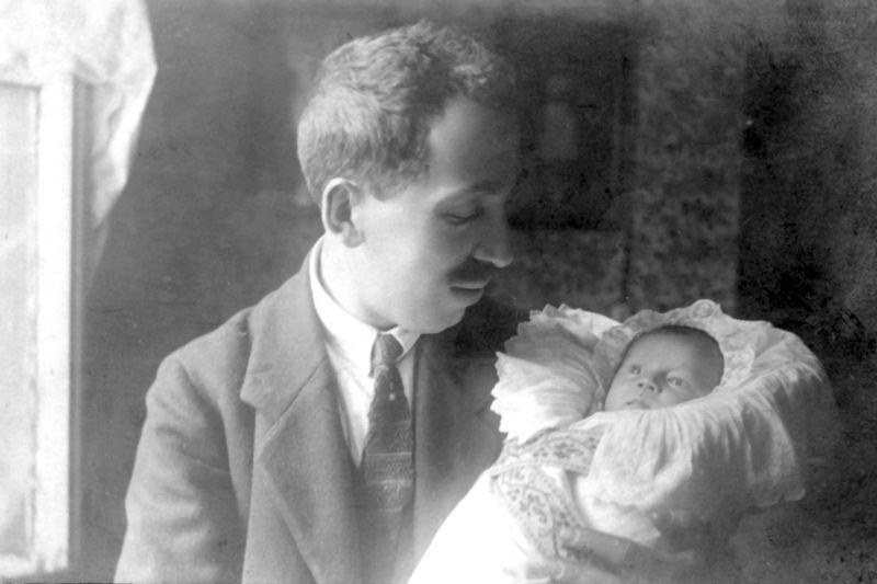 Jakob Scharf z córką Miną