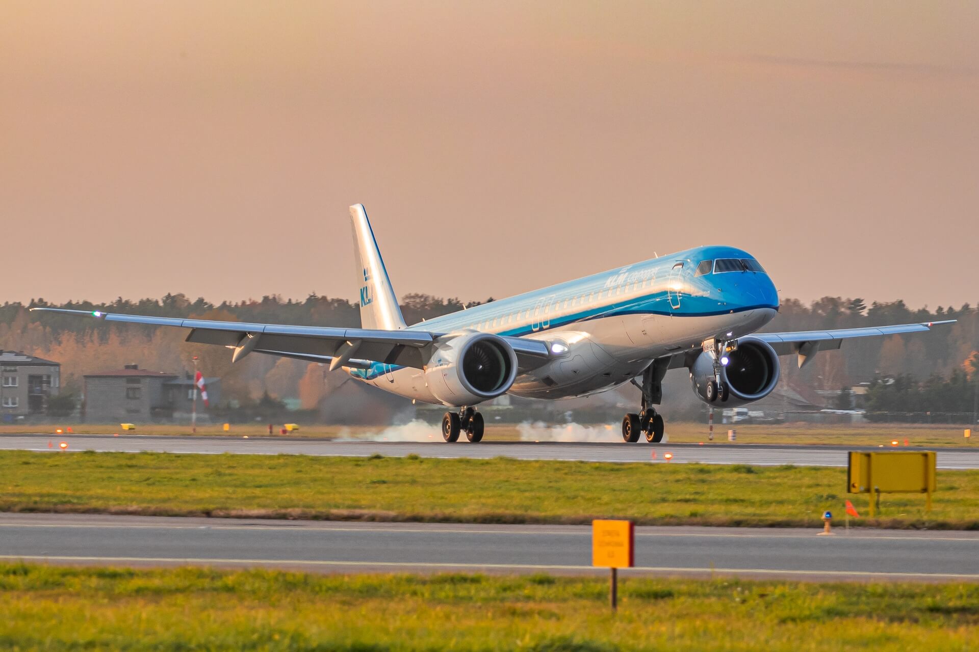 KLM z Pyrzowic do Amsterdamu