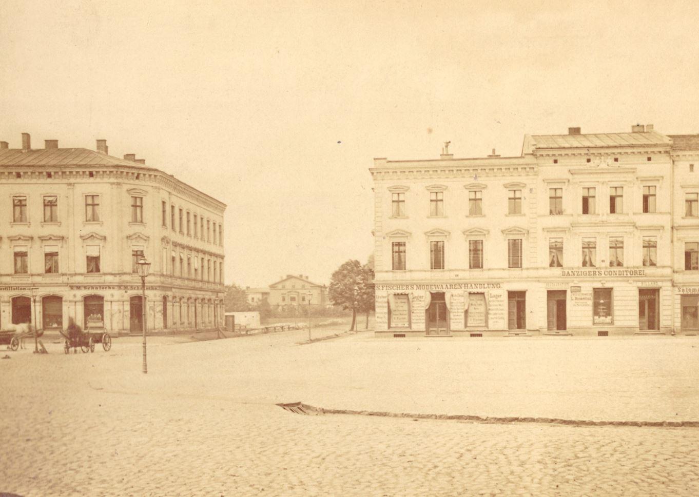 Wylot ulicy Zamkowej na rynek w roku 1872