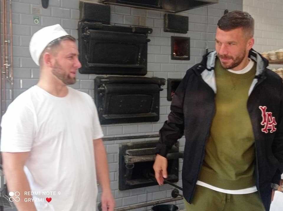 Lukas Podolski kebab 9