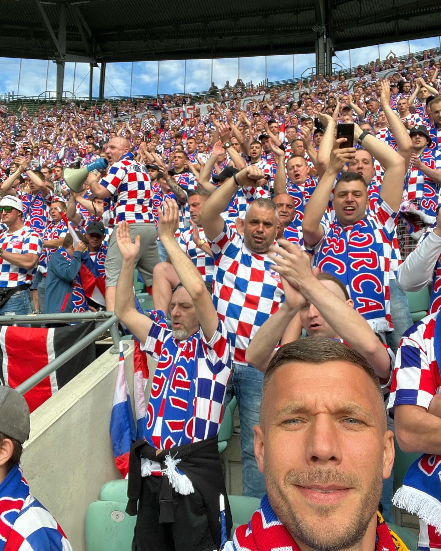 Lukas Podolski pojechał na mecz Górnika Zabrze z kibicami