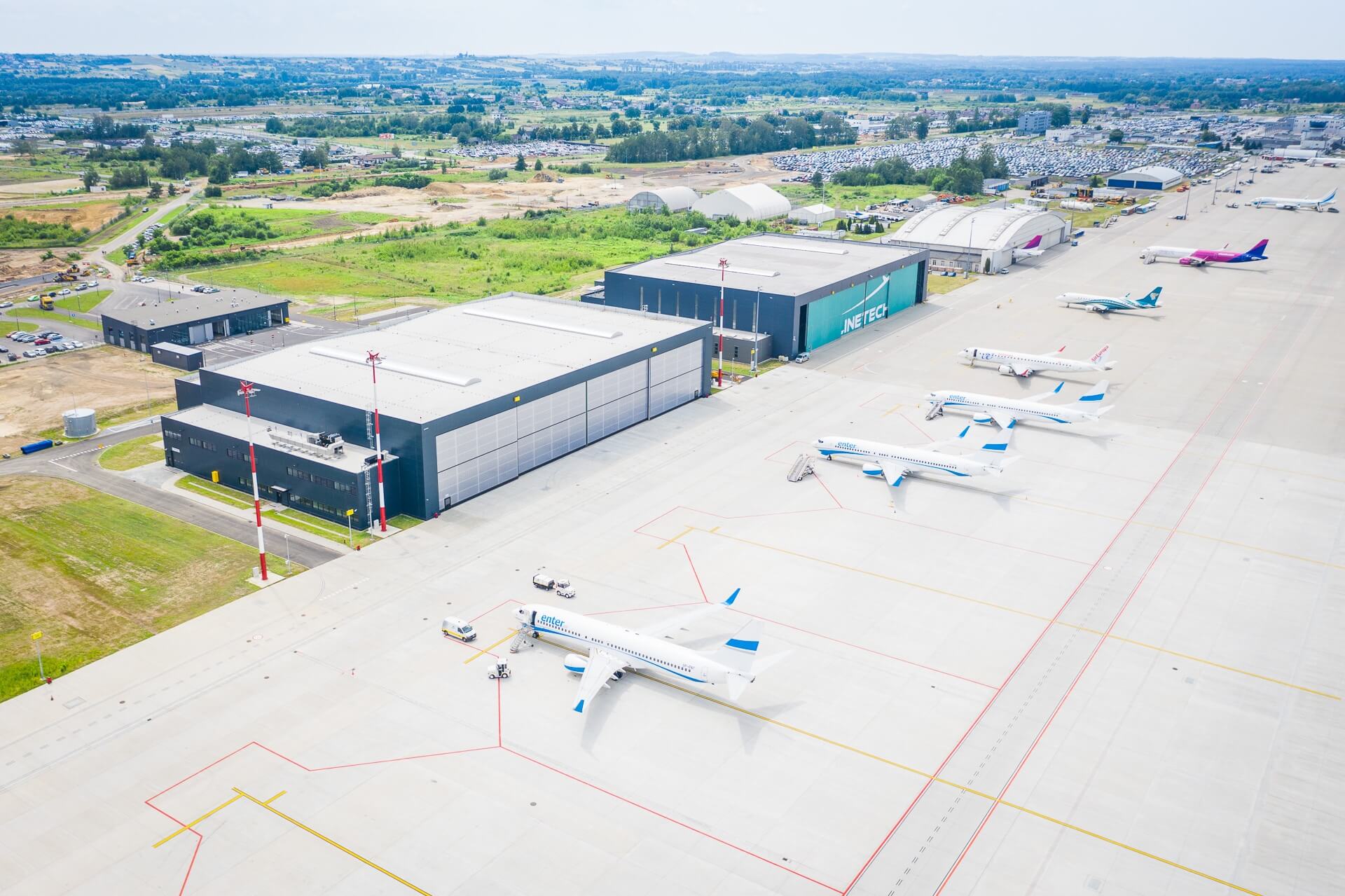 Nowy hangar w Pyrzowicach