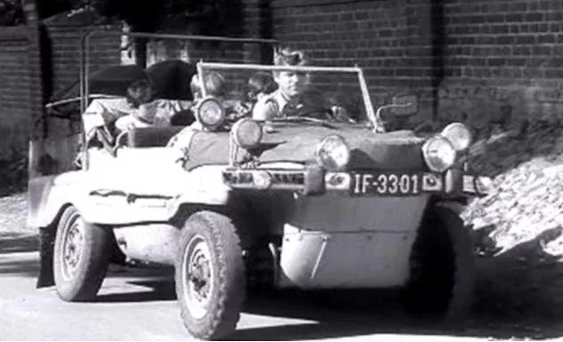 Pan Samochodzik z kultowego polskiego serialu z 1971 r.
