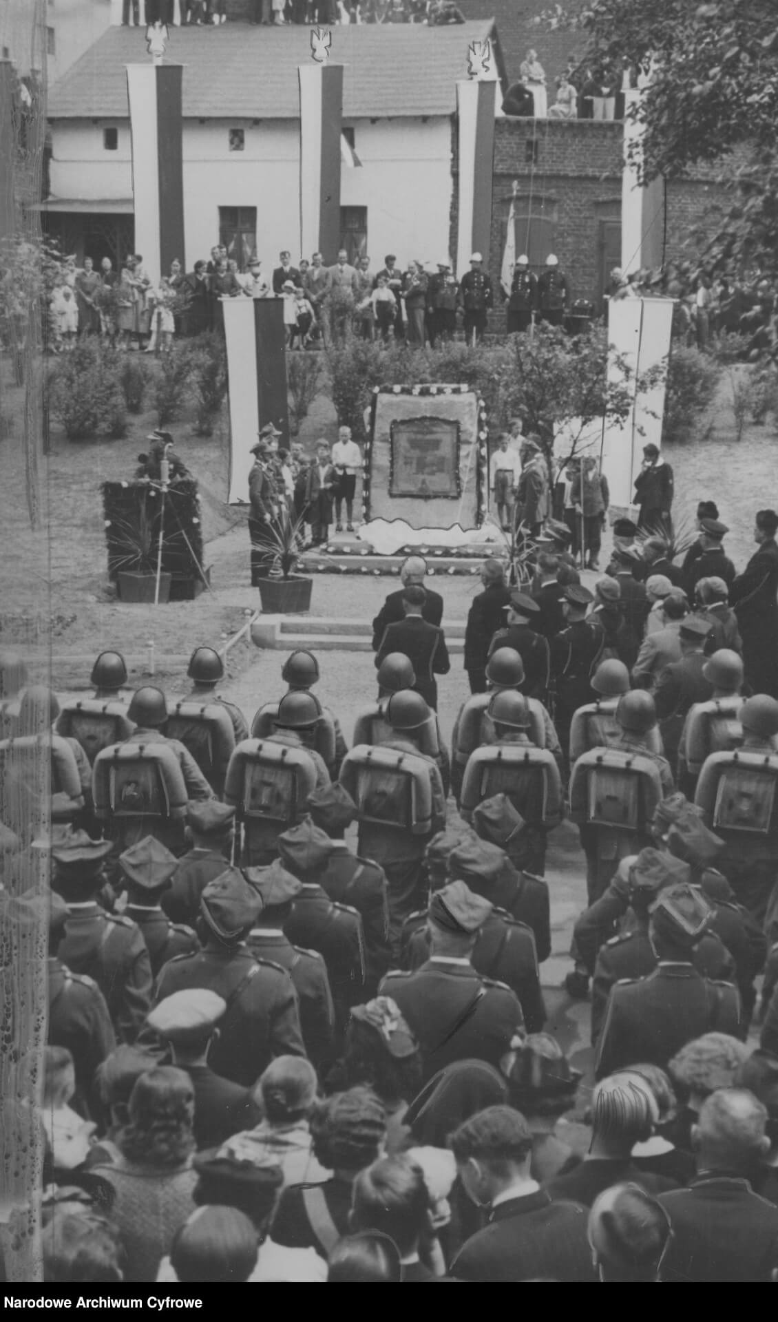 Orzegów (dziś Ruda Śl.), pomnik poległych bytomiaków (żołnierzy pułku Strzelców Bytomskich), zniszczony w 1939 r.