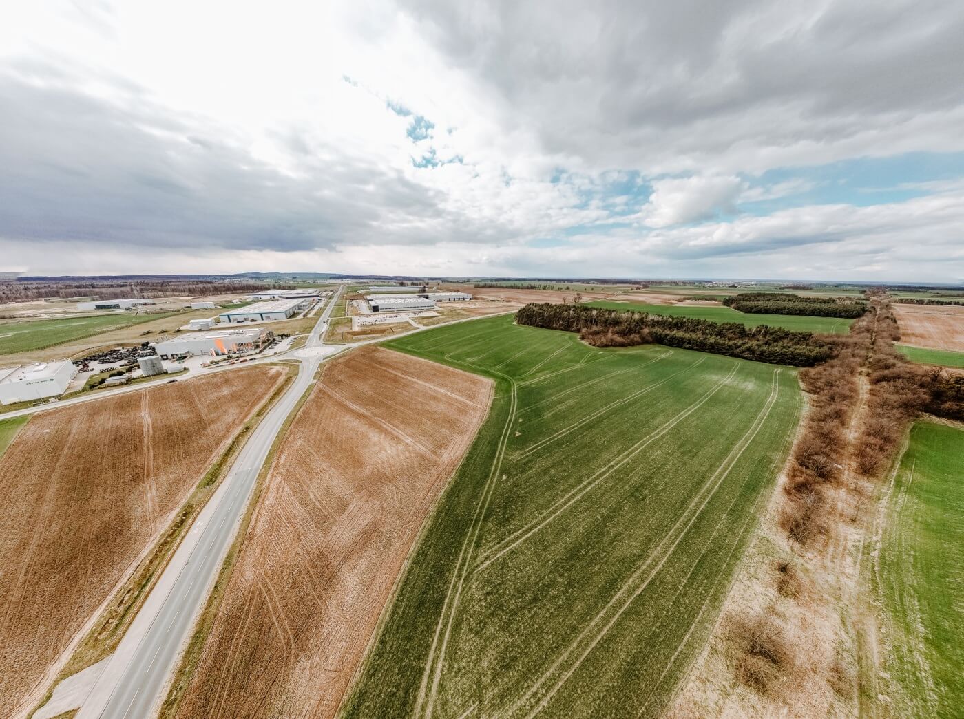 Ponad 100 ha atrakcyjnych terenów inwestycyjnych w Ujeździe 2