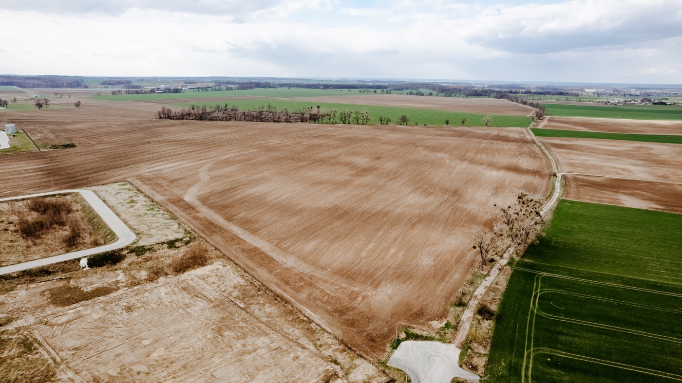 Ponad 100 ha atrakcyjnych terenów inwestycyjnych w Ujeździe 7
