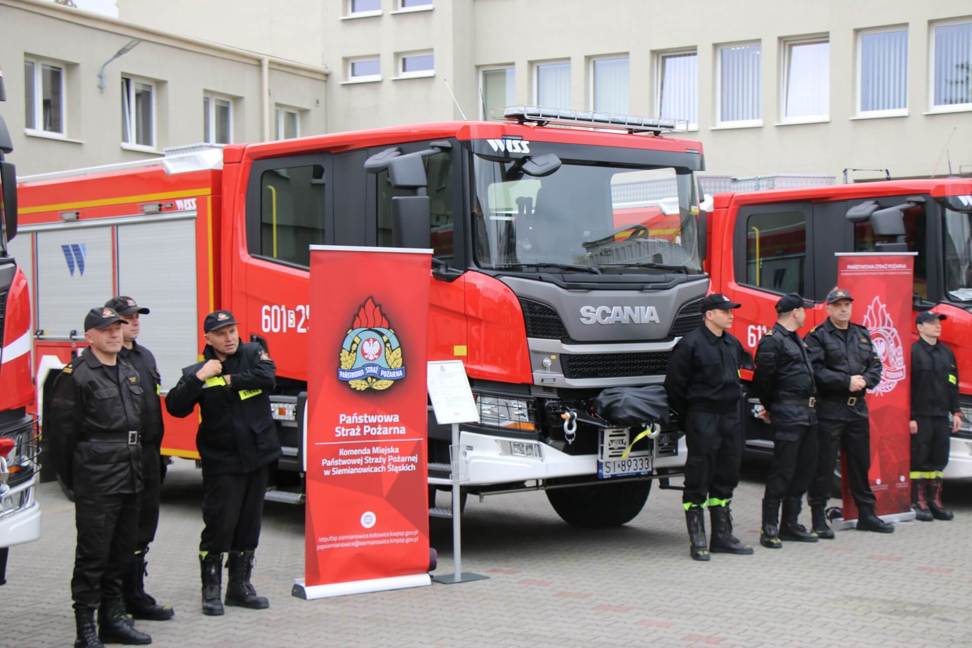 Prezentacja wozów straży pożarnej Katowice 9