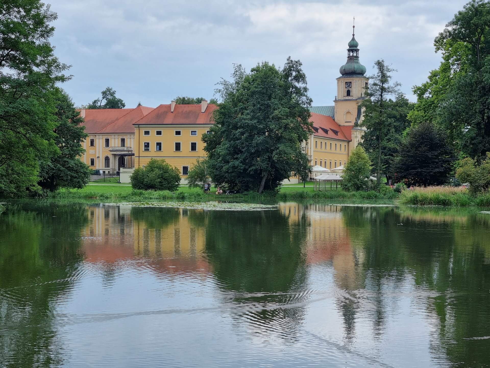 Dawny klasztor cystersów w Rudach i jego otoczenie