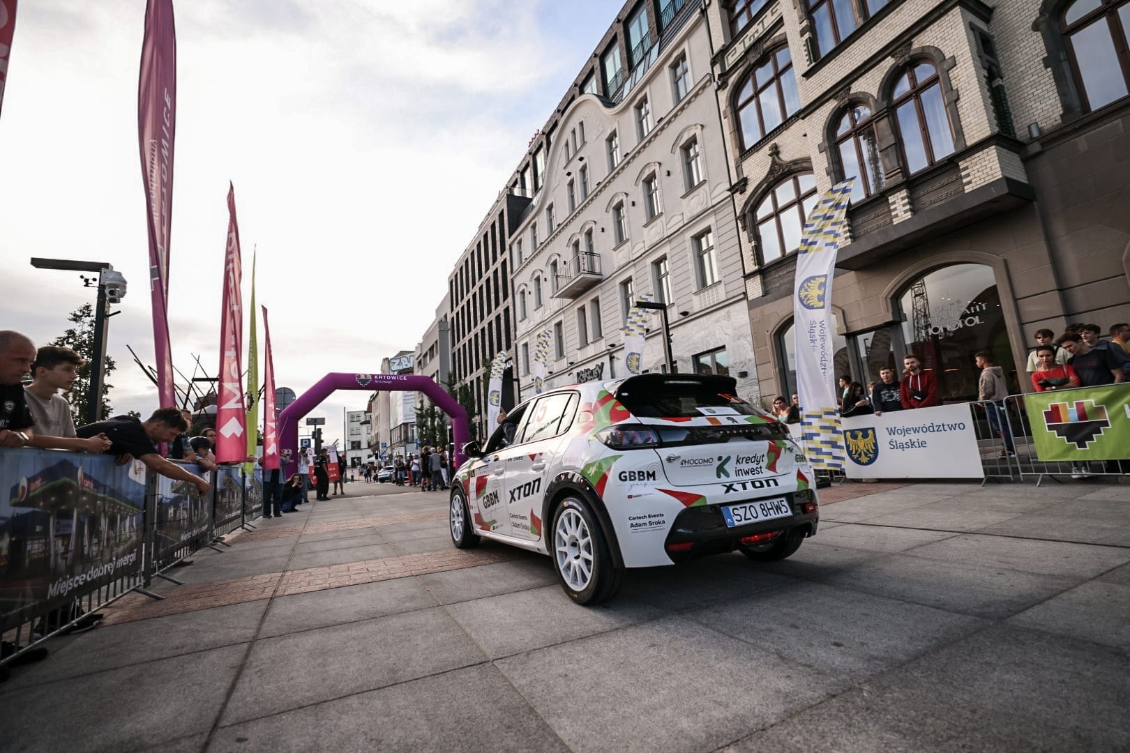 Rajd Śląska 2022, dzień 1. Na starcie
