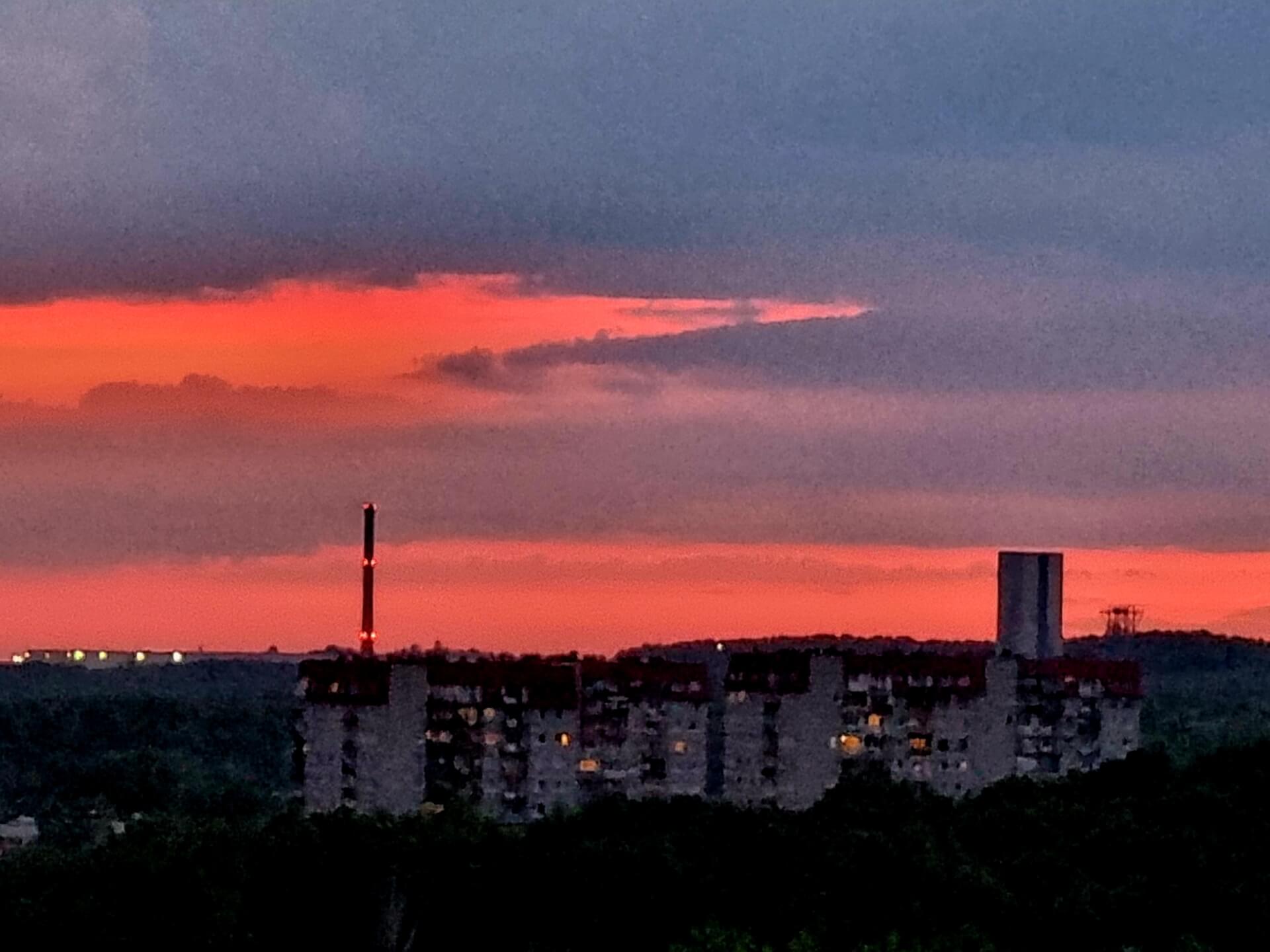Zachód słońca z szybem KWK "Śląsk"