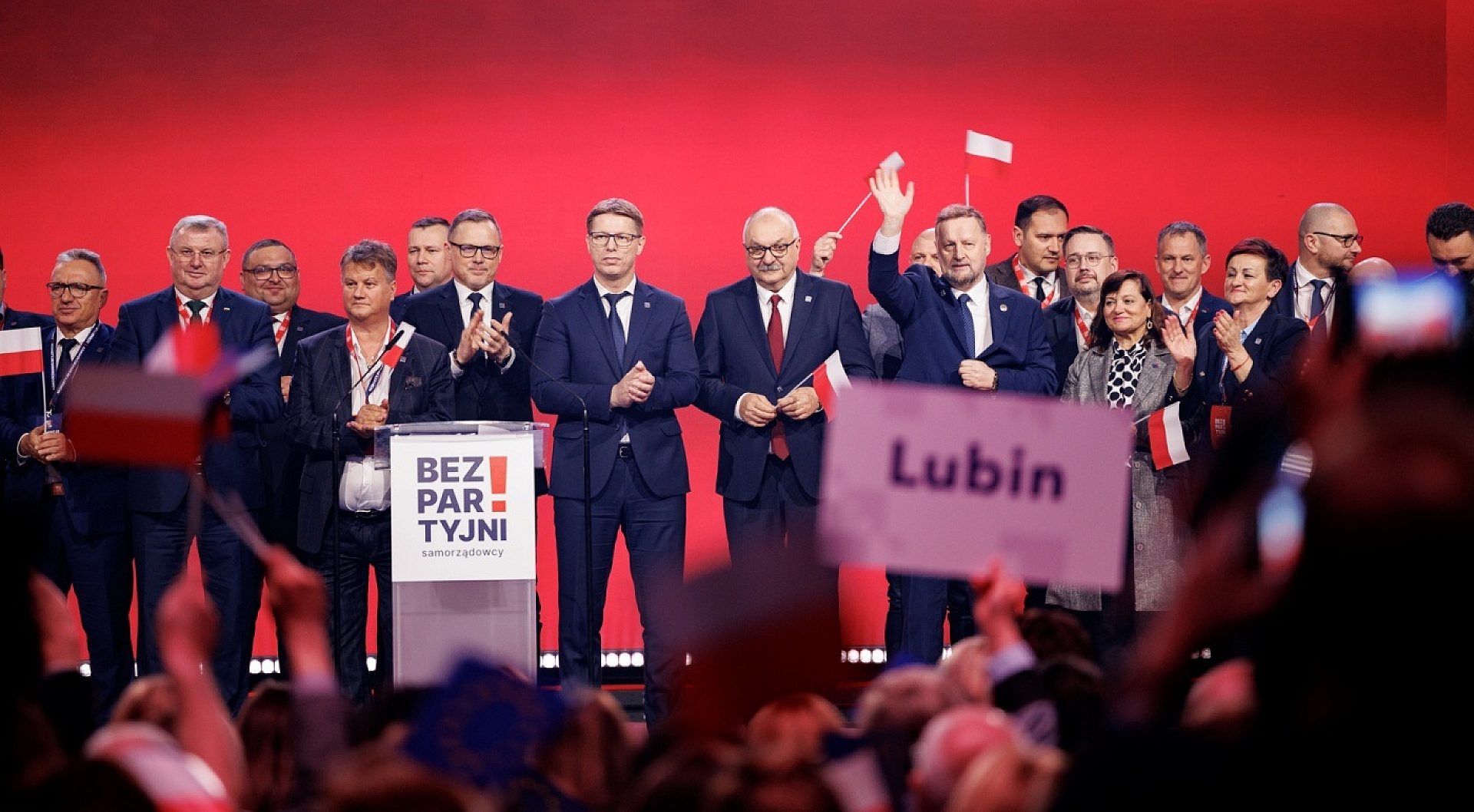 Arkadiusz Chęciński Bezpartyjni Samorządowcy to oszustwo wyborcze i przystawka Pi S Arkadiusz Chęciński Bezpartyjni Samorządowcy to oszustwo wyborcze i przystawka Pi S