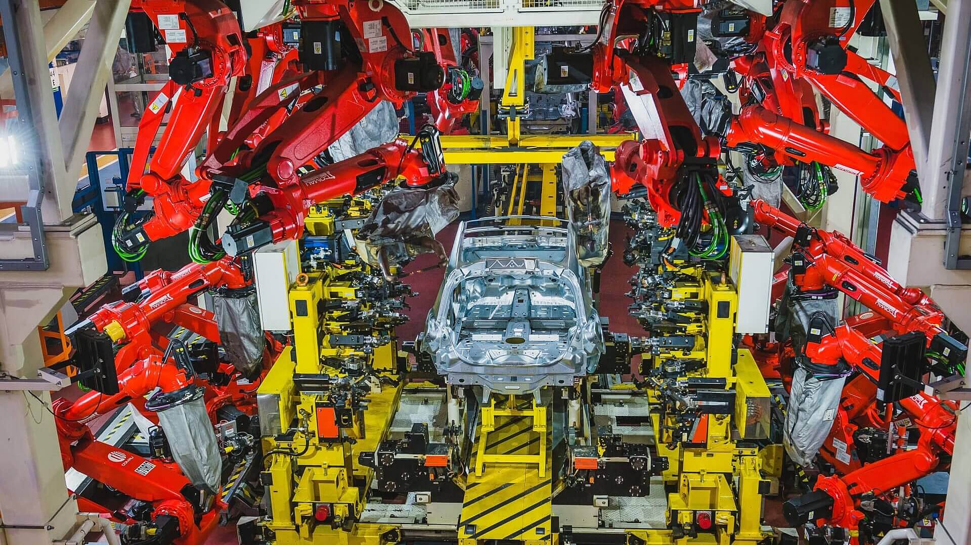 Spawalnia w tyskiej fabryce (2019) Spawalnia w tyskiej fabryce (2019)