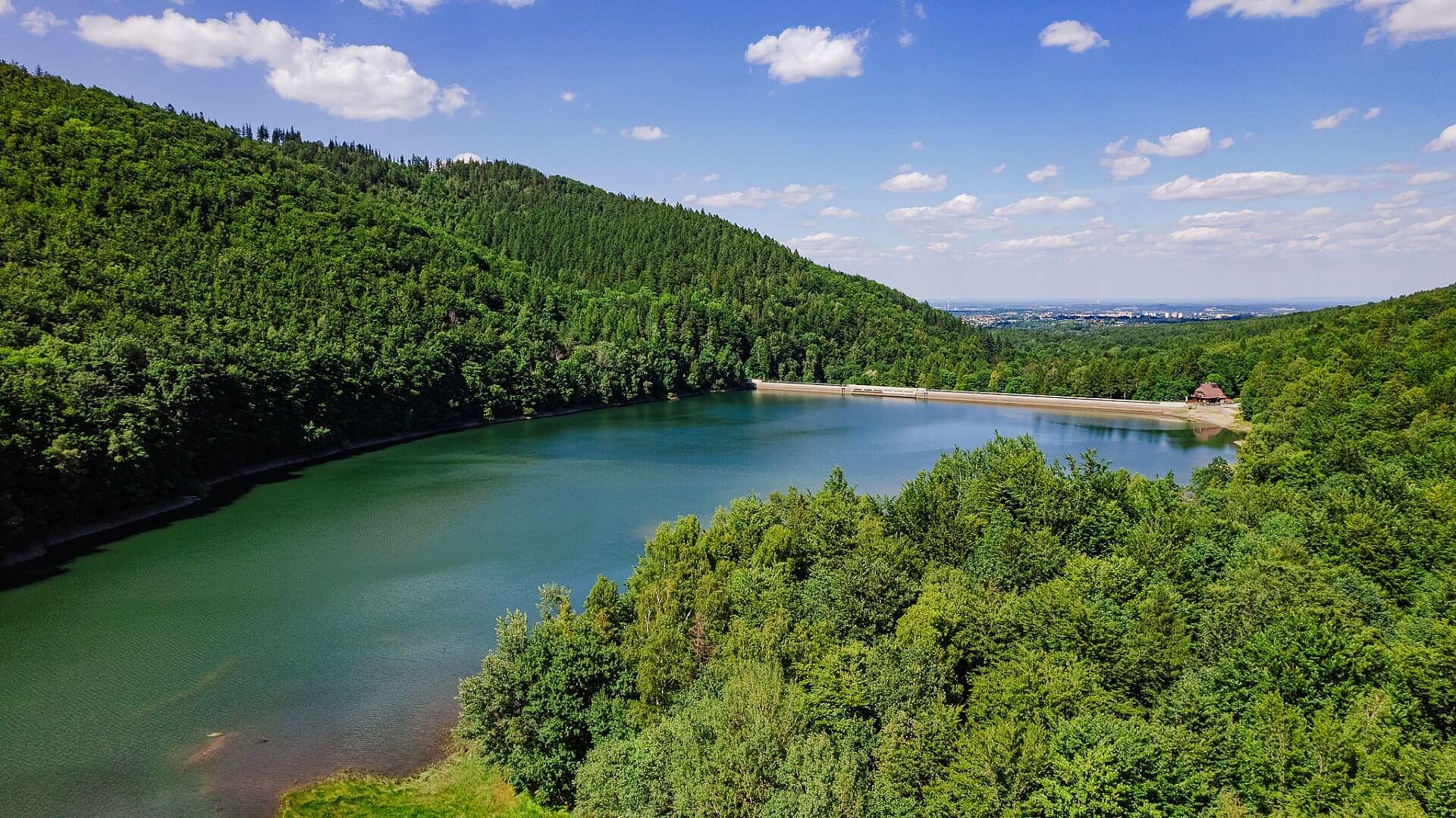 Dolina Wapienicy w Bielsku-Białej Dolina Wapienicy w Bielsku-Białej