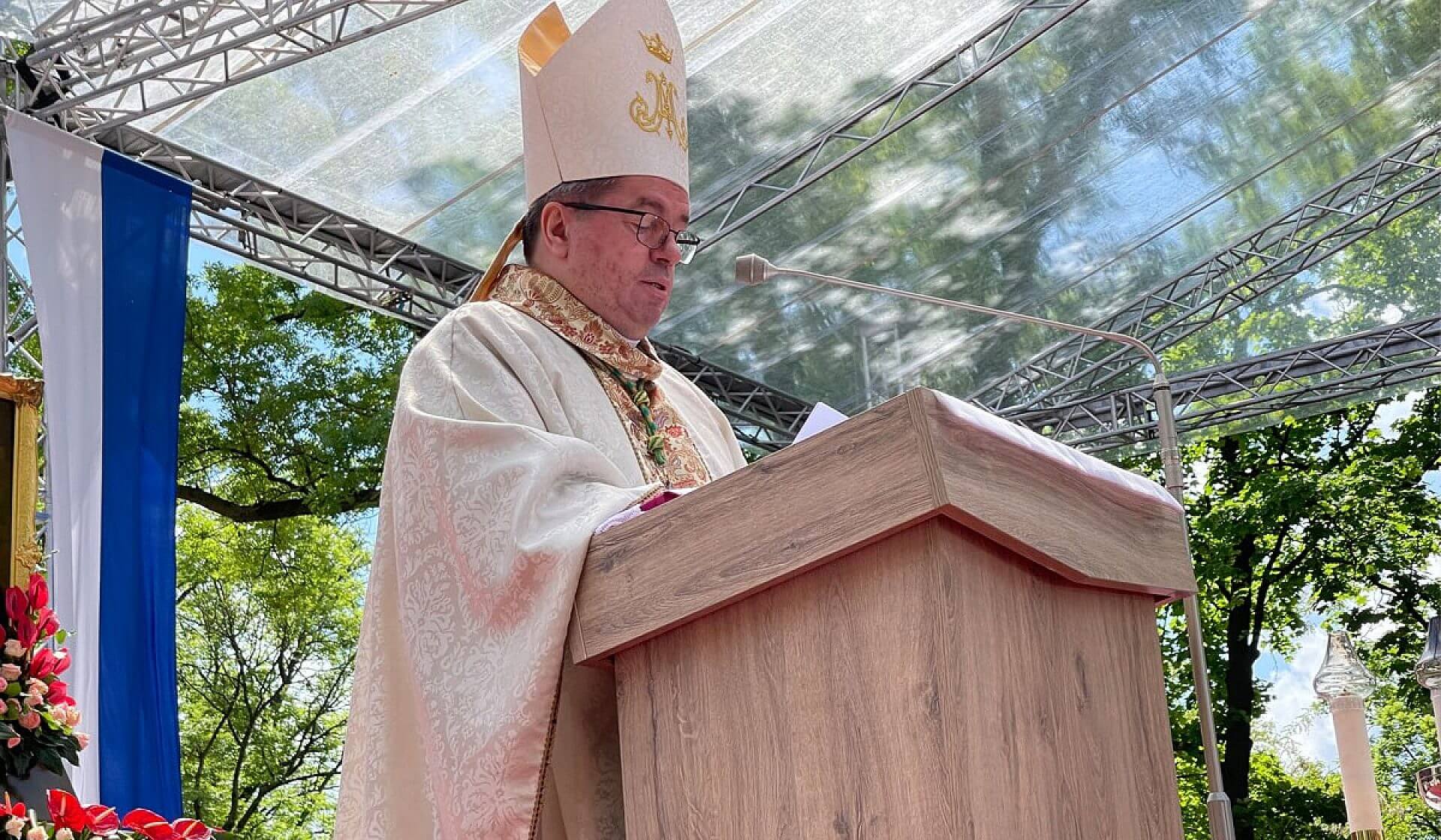 Abp Jan Romeo Pawłowski Abp Jan Romeo Pawłowski