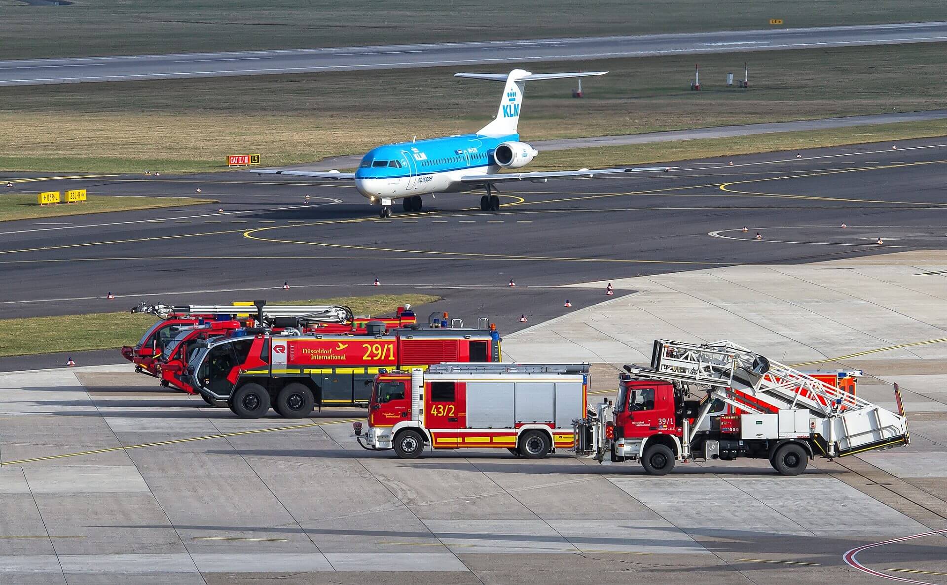 Lotnisko Pyrzowice alarm bombowy Lotnisko Pyrzowice alarm bombowy