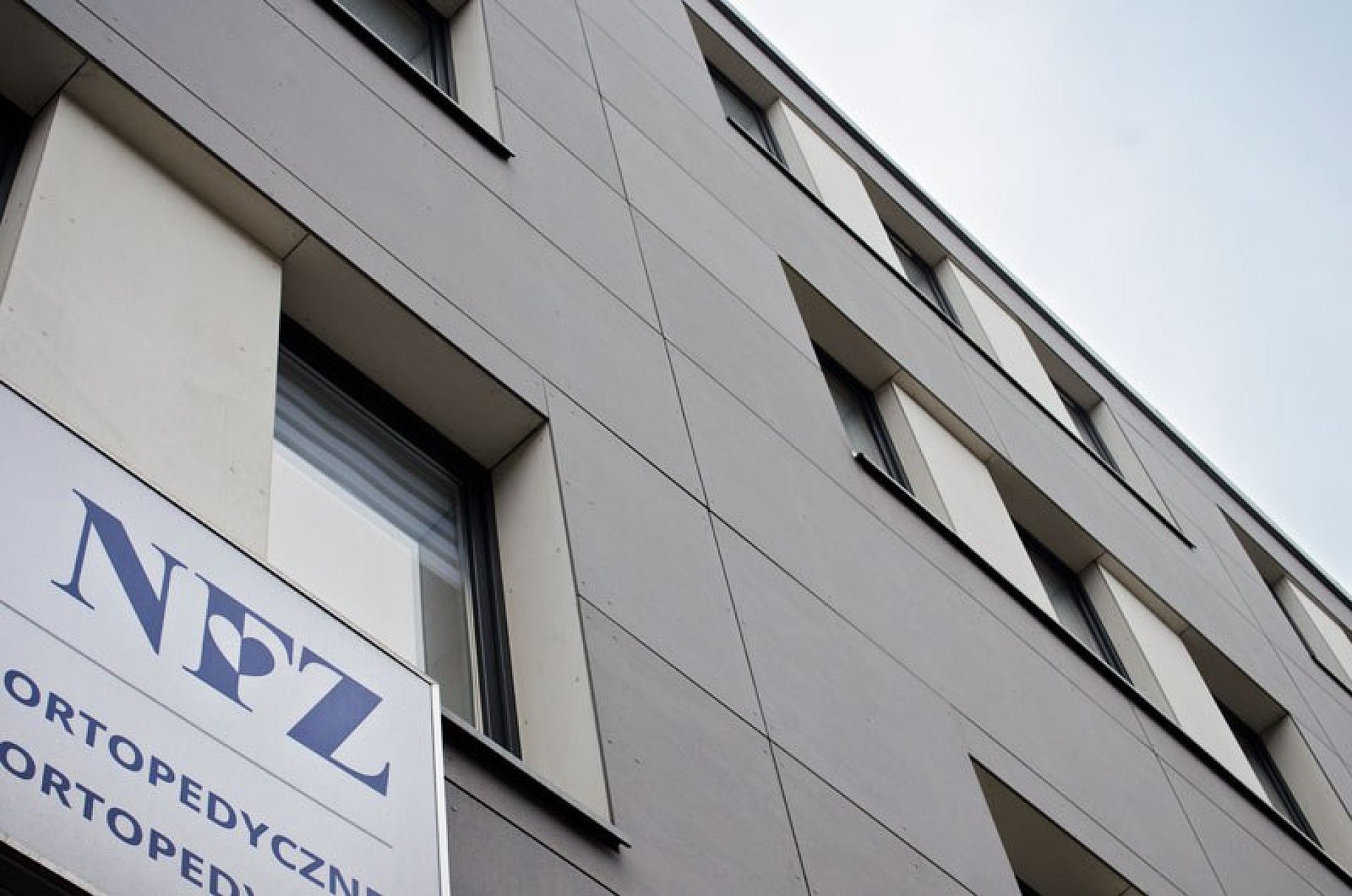 Byt nfz bytom square Byt nfz bytom square