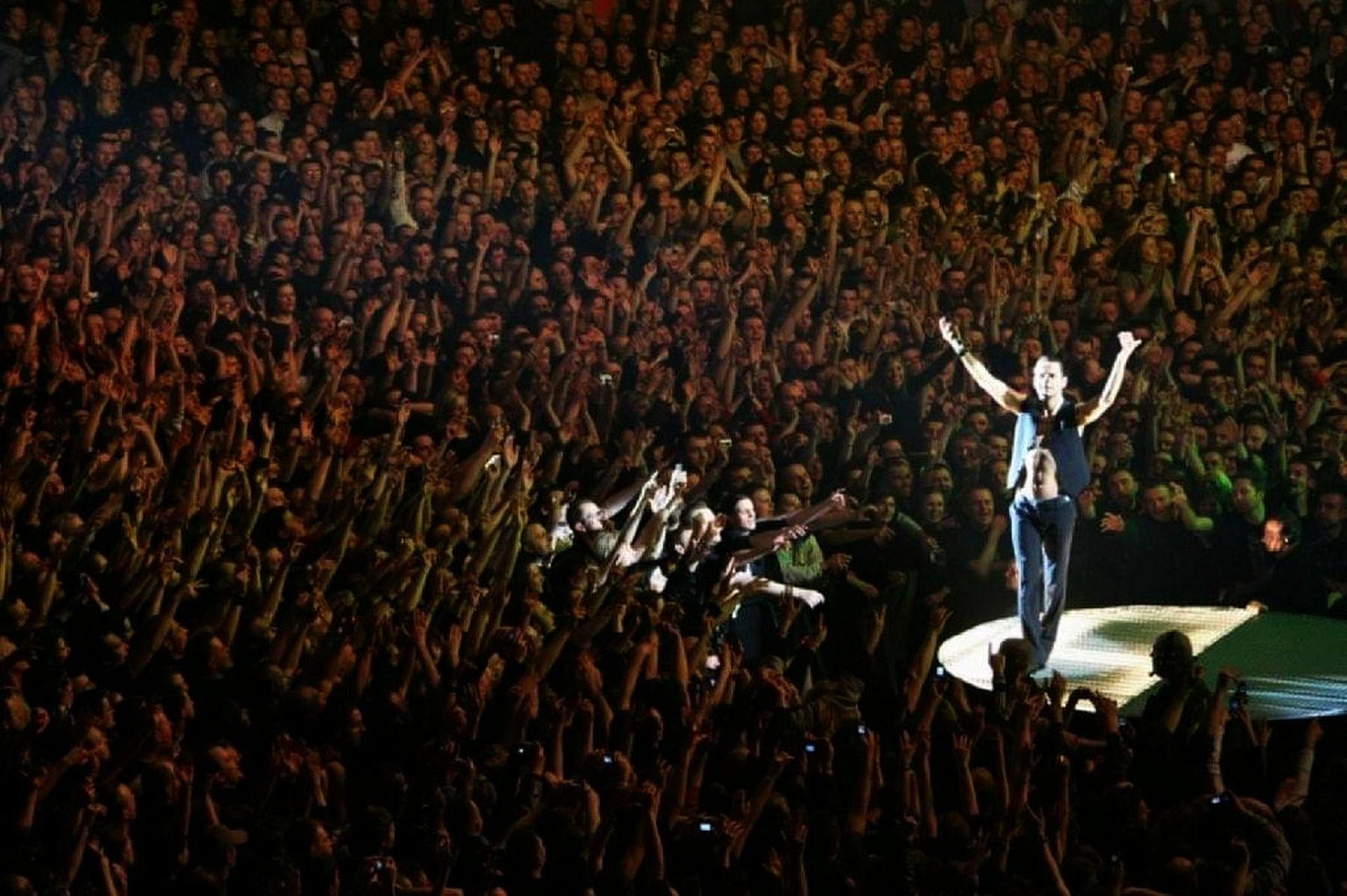 Depeche mode spodek katowice Depeche mode spodek katowice