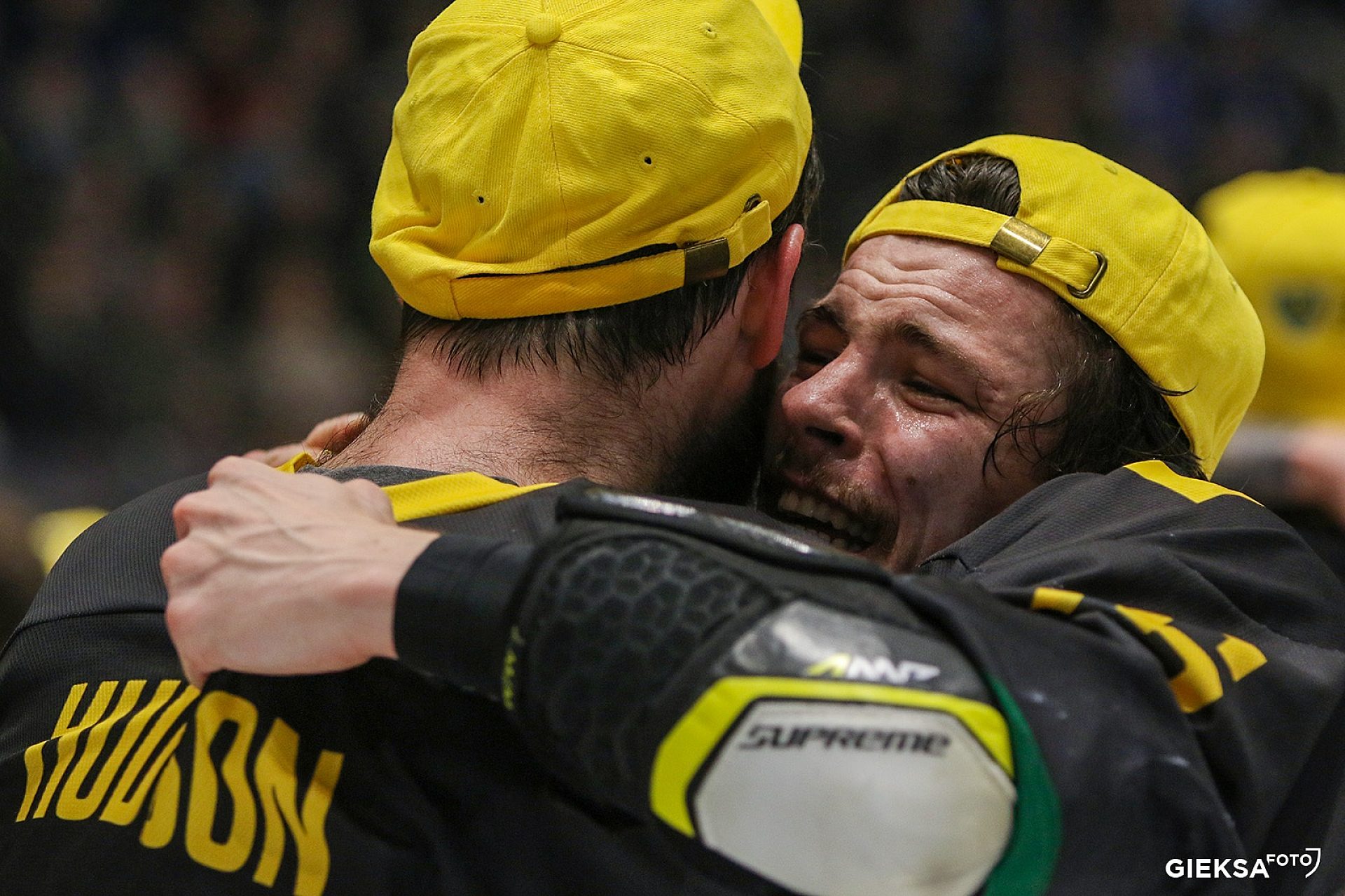 Hokeiści GKS Katowice zdobyli tytuł po 52 latach Hokeiści GKS Katowice zdobyli tytuł po 52 latach