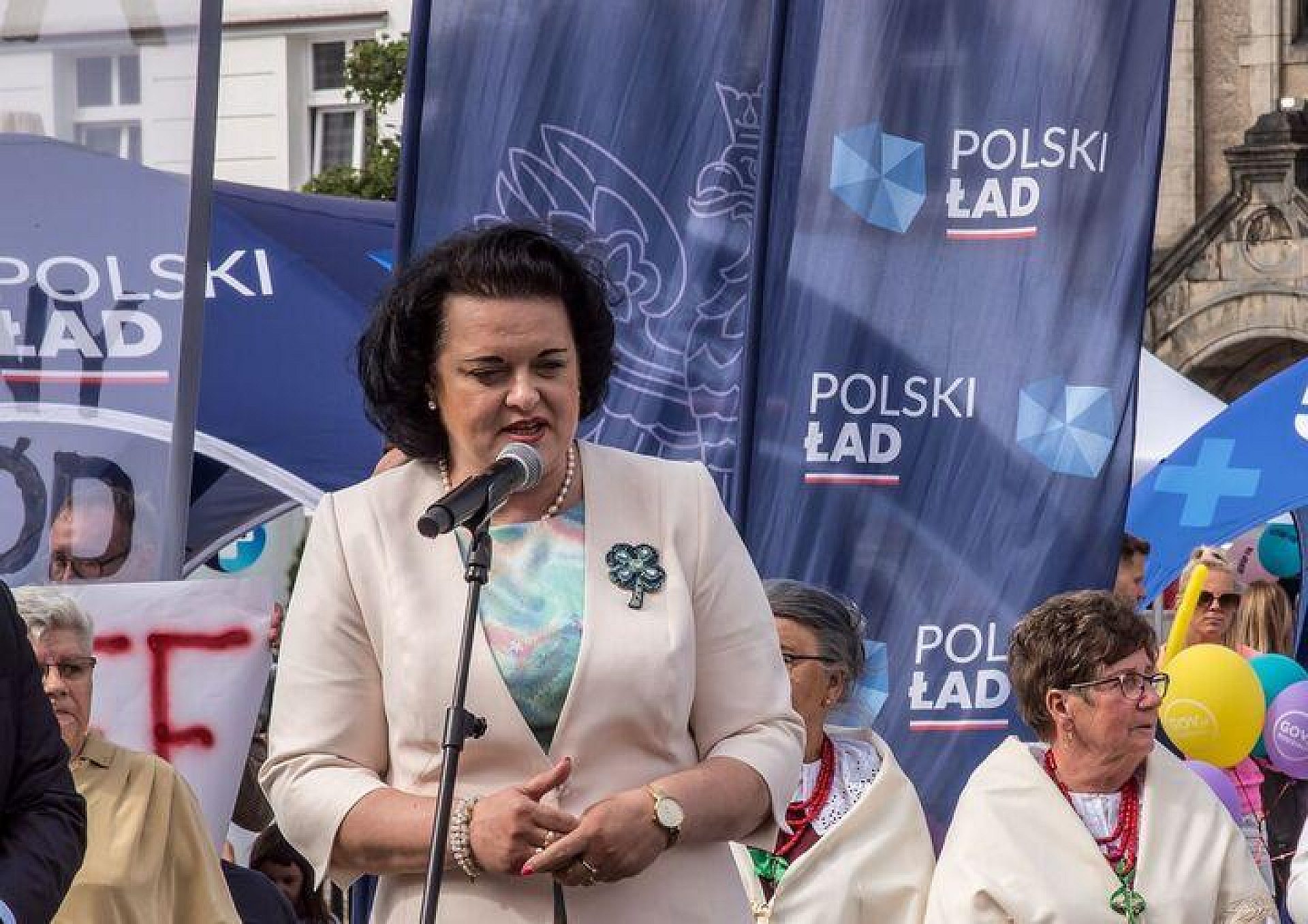 Barbara Dziuk Barbara Dziuk