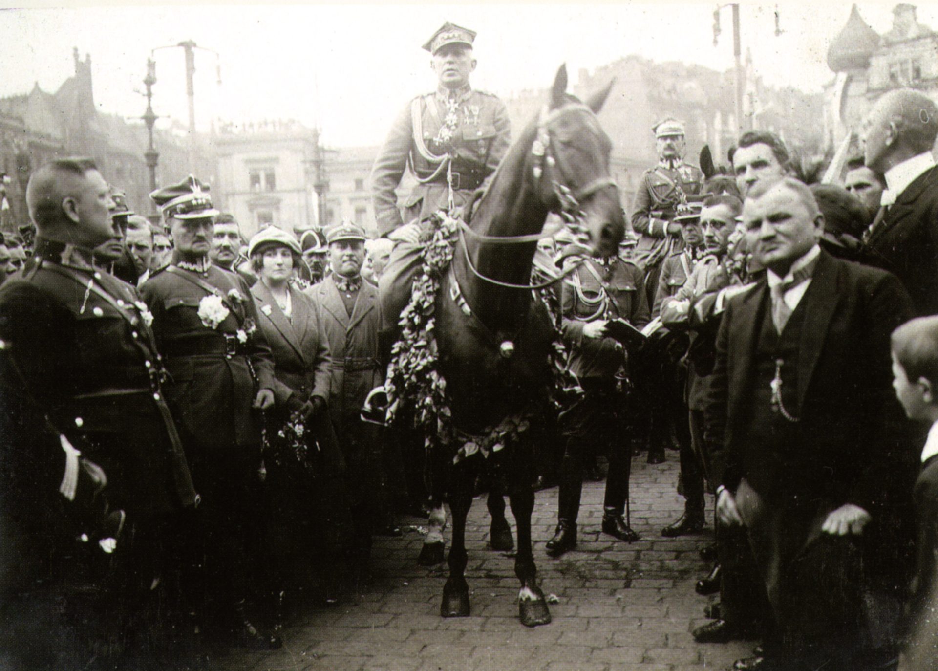 Wkroczenie Wojska Polskiego do Katowic 20 czerwca 1922 roku Wkroczenie Wojska Polskiego do Katowic 20 czerwca 1922 roku