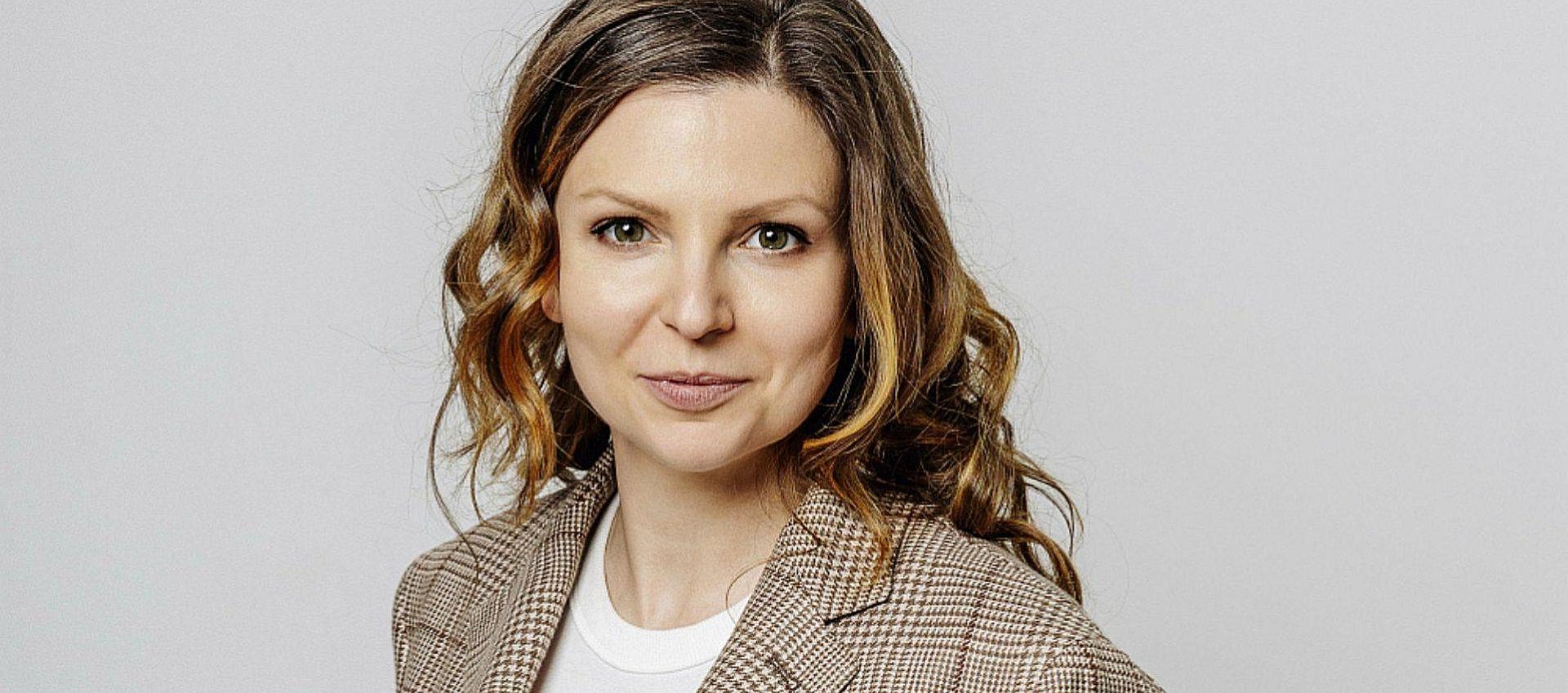 Monika rosa Monika rosa