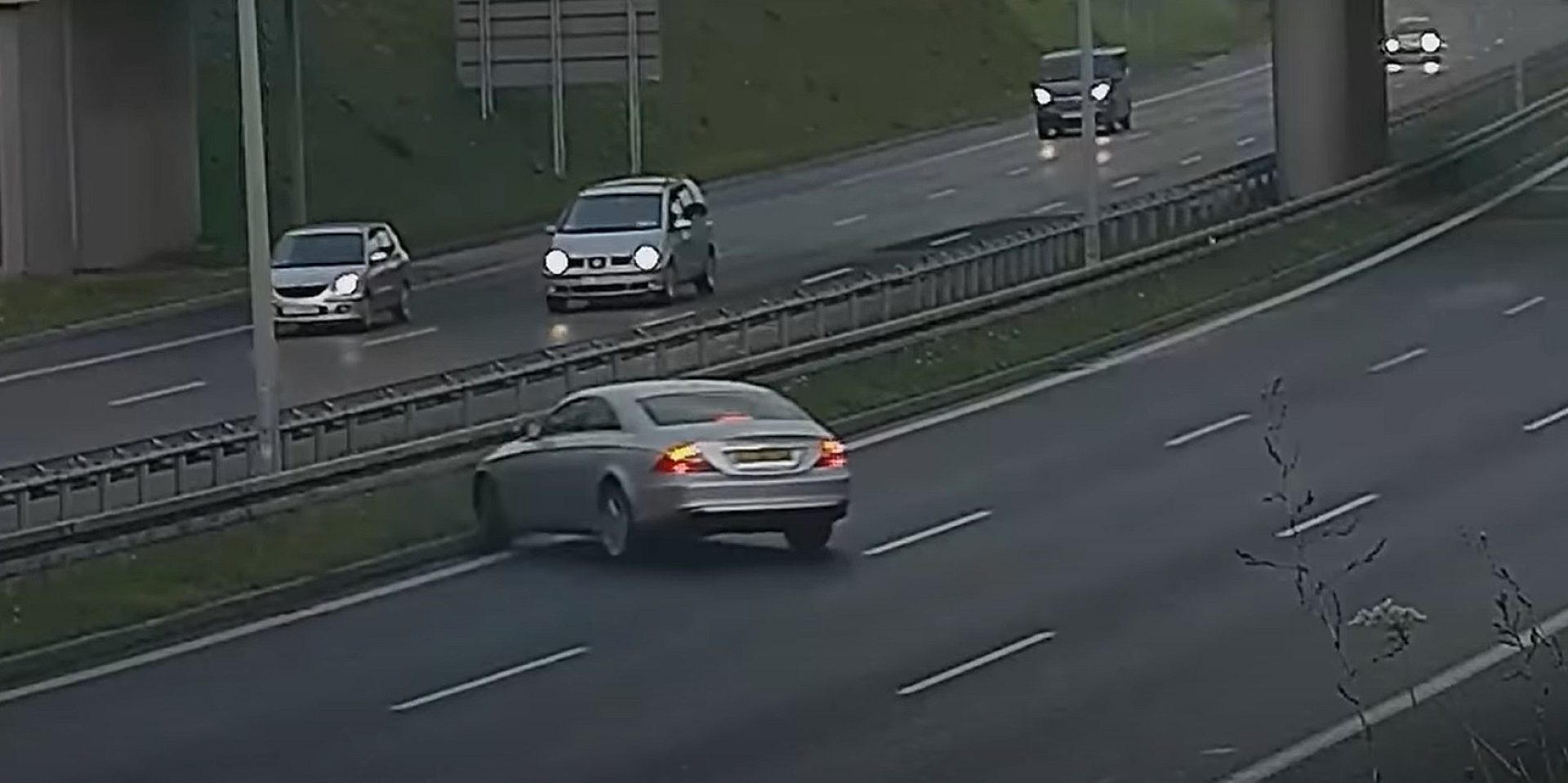 Fotoradar na zakręcie mistrzów zrobił już ponad 2 tysiące zdjęć Fotoradar na zakręcie mistrzów zrobił już ponad 2 tysiące zdjęć