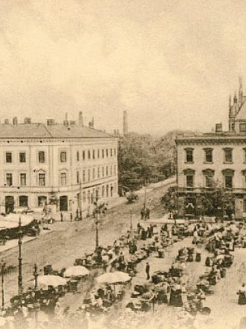 Północna pierzeja rynku w 1902 r. Północna pierzeja rynku w 1902 r.