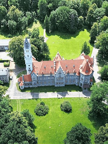 Pałac Donnersmarcków w Nakle Śląskim Pałac Donnersmarcków w Nakle Śląskim