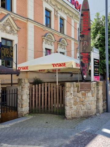 Bary w Katowicach 1992-2022 Bary w Katowicach 1992-2022