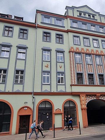 Kamienica przy ul. Piłsudskiego 65-69 Kamienica przy ul. Piłsudskiego 65-69