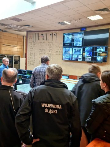 F Qy Uzj PWUAM Cjl5 F Qy Uzj PWUAM Cjl5