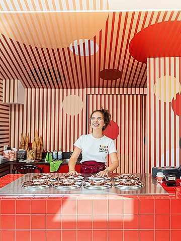 Lodowato w Tychach przy ul. Żwakowskiej Lodowato w Tychach przy ul. Żwakowskiej