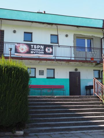 Tu miesci się siedziba klubu Nadzieja Bytom Tu miesci się siedziba klubu Nadzieja Bytom