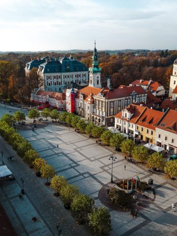 Rynek, park i zamek w Pszczynie Rynek, park i zamek w Pszczynie