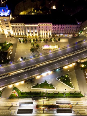 Rynek w Chorzowie z estakadą Rynek w Chorzowie z estakadą