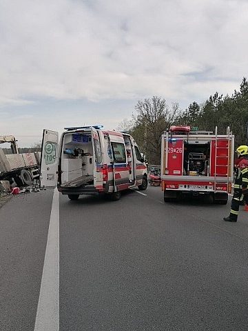 Wypadek mieszkańców Zabrza na DK11 w Wielkopolsce Wypadek mieszkańców Zabrza na DK11 w Wielkopolsce