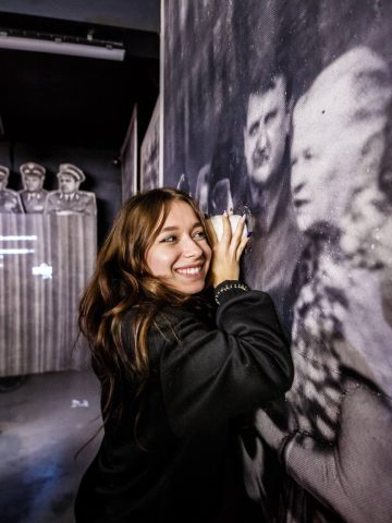 Przewrotna moda na lata 80. Śląskie Centrum Wolności i Solidarności mówi prawdę o tej dekadzie Przewrotna moda na lata 80. Śląskie Centrum Wolności i Solidarności mówi prawdę o tej dekadzie