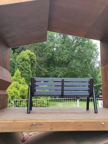 Ławka w konturze Polski Ławka w konturze Polski