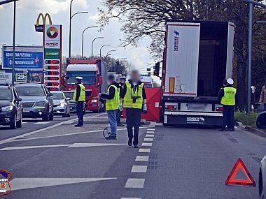 Śmierć na Mikołowskiej. Rowerzystka zginęła na pasach 112 27.04.2023