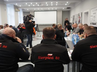 Związkowcy wrócą do okupacji siedziby PGG? Związkowcy w siedzibie PGG