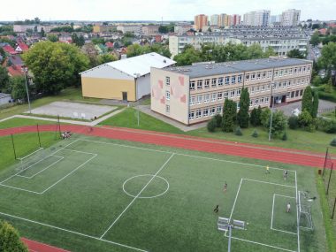 Zespół Szkół im. I. J. Paderewskiego z ogromnym wsparciem. Uczniowie otrzymają również stypendia! paderek knurów