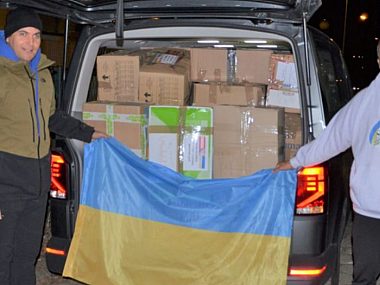 Hiszpanie w Srebrnym Mieście. Nowy transport dla Ukrainy Tarnowskie Góry - powiatowy magazyn HUB