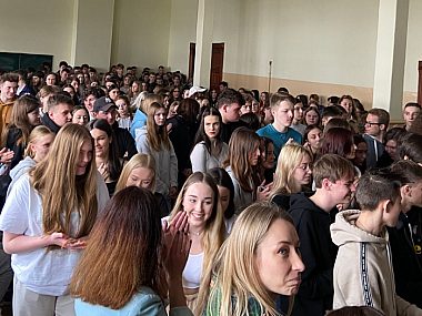Szkoła z Tarnowskich Gór podbija Internet Tarnowskie Góry ekonomik