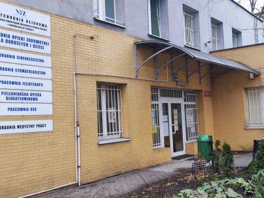 Połowa miejskich przychodni zdrowia na minusie Przychodnia w Nowym Bytomiu wychodzi powoli na plus
