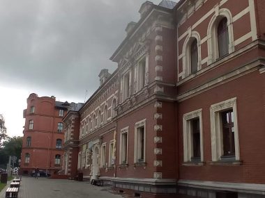 Spektakl "Poprawka, czyli jak się pozbyć narzeczonej" Premiera spektaklu w MCK w Rudzie Śląskiej